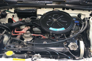 Illustration for article titled For $2,550 Canadian, This 1984 Honda CRX HF Says Say Hello To My Little Friend, Ehh